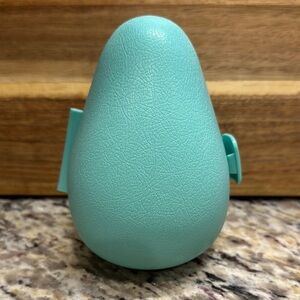 Tupperware Avocado Keeper